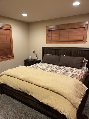 4 Schlafzimmer, Schreibtisch, Bügeleisen/Bügelbrett, kostenloses WLAN