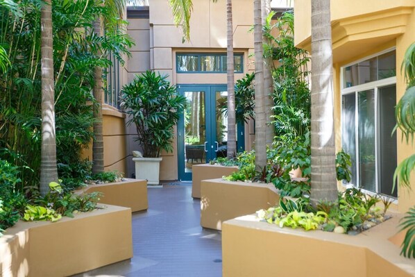 Property grounds - Indulge yourself w/access to Balboa Park, Gaslamp, Little Italy, & Hillcrest! (San Diego)