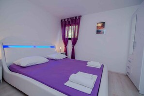 1 bedroom - Holiday apartment only 150 m from the Adriatic Sea (Artatore)