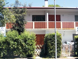 Exterior - Holiday apartment mit Klimaanlage und Terrasse (Bibione)