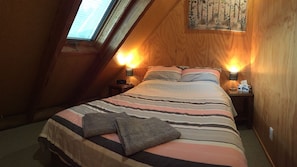 2 Schlafzimmer, Bügeleisen/Bügelbrett