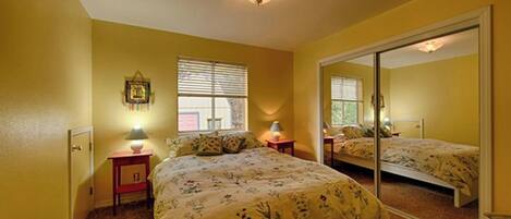 1 camera, Wi-Fi, lenzuola