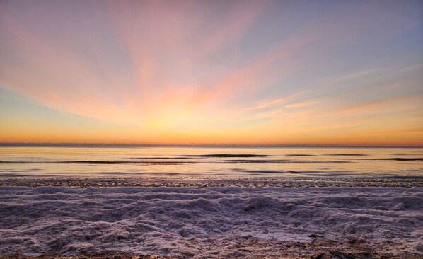 Am Strand, Liegestühle