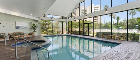 Innenpool, Außenpool