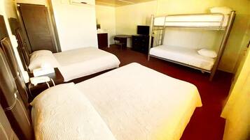 ファミリー ルーム ベッド (複数台) | ベッドシーツ