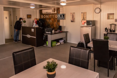 Restaurant. BONITTO INN® Monterrey Norte