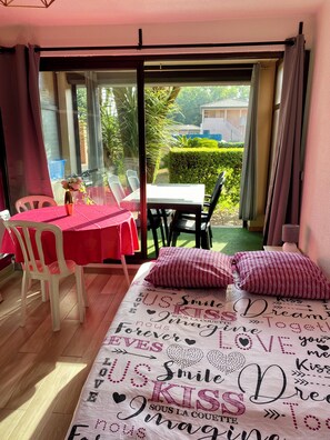1 bedroom, WiFi - 🌺 Lovely studio in luxury residence with swimming pool & table tennis 🌺 (Saint-Cyprien)
