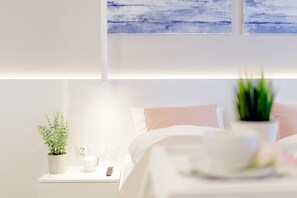 1 bedroom, iron/ironing board, travel cot, WiFi