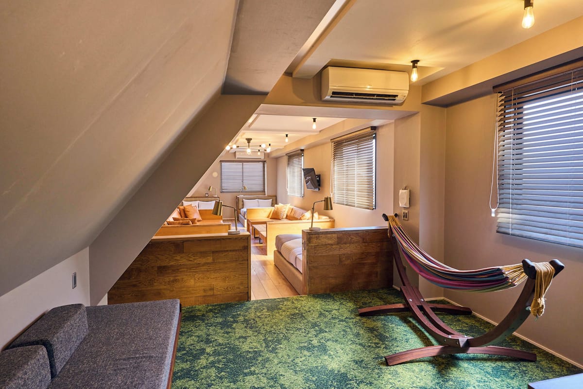 Deluxe Family Room