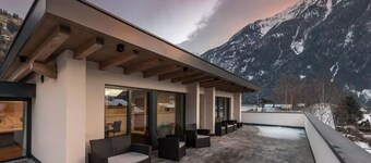 Exclusive Penthouse Apartment with Mountain View, Terrace, Spa Area & Pool