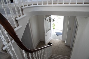 Interior - Whitecraigs - a rural that sleeps 8 guests in 4 bedrooms (Elgin)