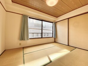 Interior - NOMAD Miyama (Matsudo)