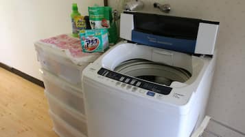 Private Room | Laundry
