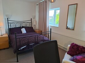 5 chambres, bureau, fer et planche à repasser, Wi-Fi