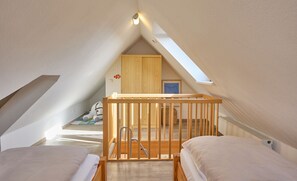 2 室のベッドルーム、WiFi、ベッドシーツ