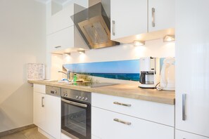 Køleskab, mikrobølgeovn, ovn, opvaskemaskine