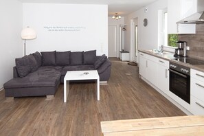 Køleskab, mikrobølgeovn, ovn, opvaskemaskine