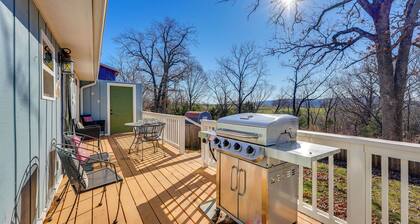 3 Mi to Table Rock Lake! Cozy Ozark Apartment