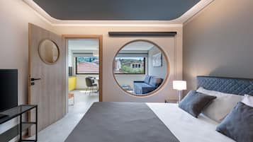 Exclusive Suite | 1 bedroom, in-room safe, individually decorated, individually furnished