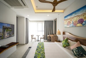 ジュニア スイート | 1 室のベッドルーム、ミニバー、セーフティボックス (室内)、デスク