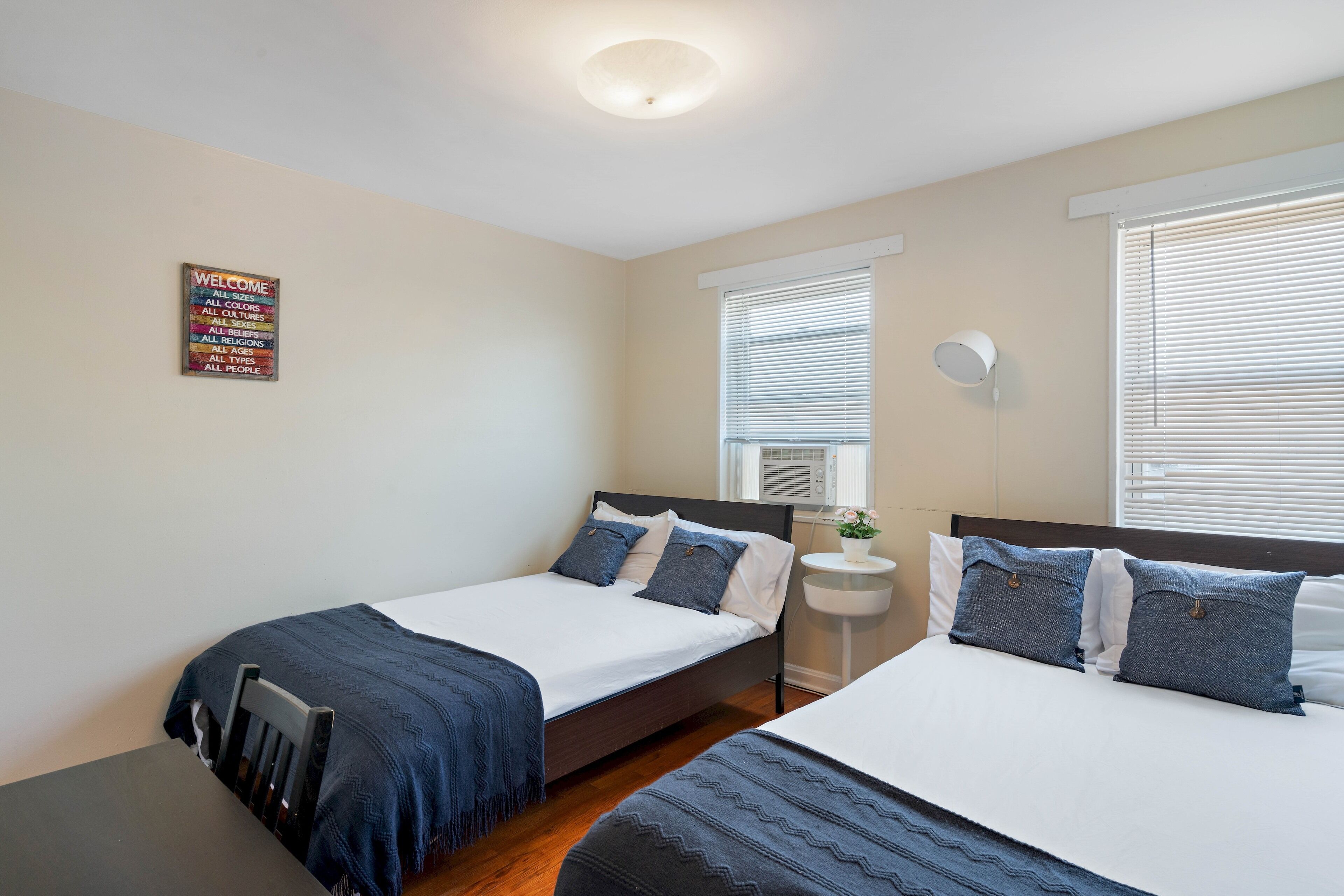 2 bedrooms, laptop workspace, iron/ironing board, free WiFi