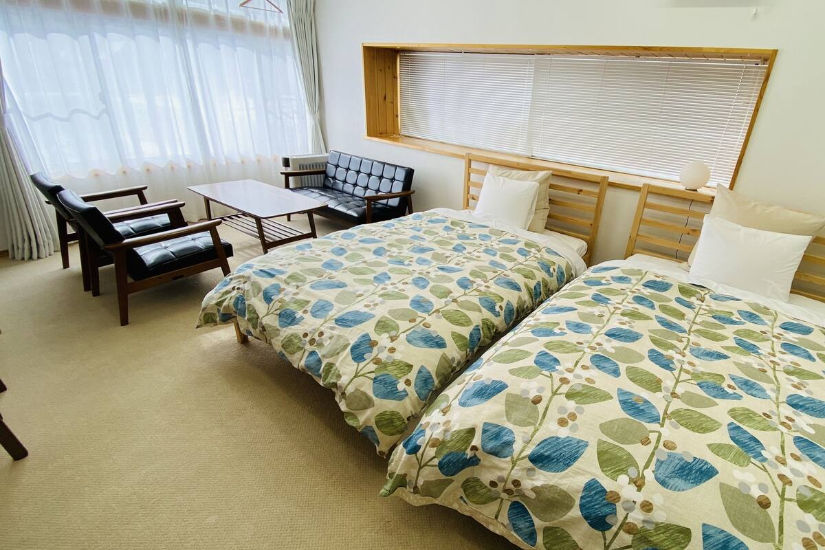 Habitación familiar (Family) | Tabla de planchar con plancha, wifi gratis y ropa de cama