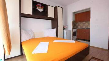 Studio, Sea View | Free WiFi, bed sheets