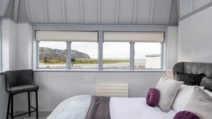 2 slaapkamers, individueel gedecoreerd, individueel gemeubileerd