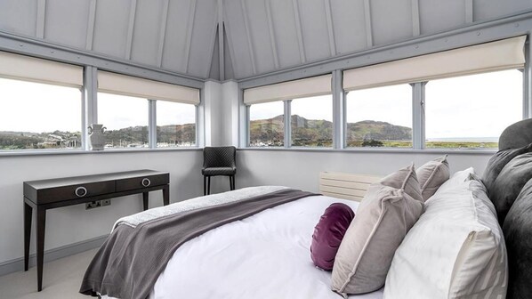 Huis (2 Bedrooms) | 2 slaapkamers, individueel gedecoreerd, individueel gemeubileerd