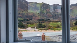 Interior - Deganwy Tower Apartment (Conwy)