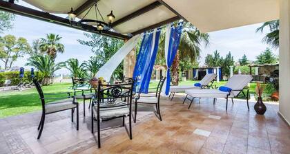 Luxury Halkidiki Villa | Villa Dione | 4 Bedroom Villa | Beach Front | Pefkochori