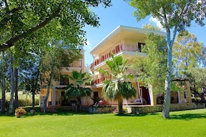 Extérieur