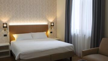 Chambre Triple Confort | Coffres-forts dans les chambres, bureau, lits bébé (gratuits)