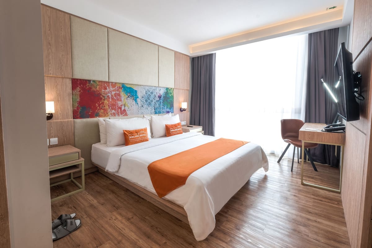 Coffres-forts dans les chambres, bureau, Wi-Fi gratuit, draps fournis