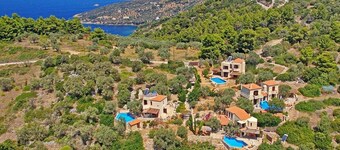 Deluxe Alonissos Island Villa | Villa.