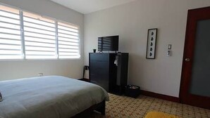 Room - M3B-Comfy 1B/1B-Close to Rest (San Juan)