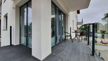 Apartment | Terrace/patio