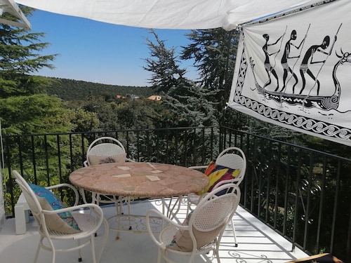 2000 meters of garden surrounded by nature