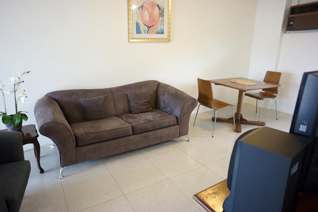 Beautifully renovated studio apartment in Fremantle — image 7