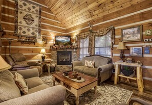 Flat-screen TV, fireplace, stereo