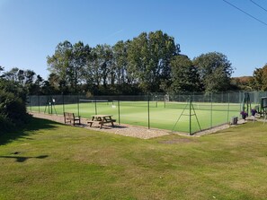 Tennis court - Cape (Yarmouth)
