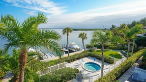 Pool - Updated 2B/2B with a beautiful view of the bay right from the patio! (Longboat Key)