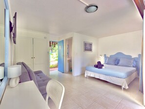 Fer et planche à repasser, Wi-Fi gratuit, draps fournis