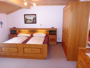 1 Schlafzimmer, Internetzugang, Bettwäsche