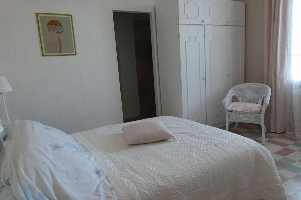 Individually decorated, individually furnished, free WiFi, bed sheets