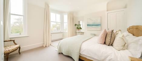 4 chambres, Wi-Fi, draps fournis