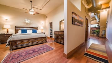 2 bilik tidur, meja, seterika/papan seterika, katil bayi mudah alih