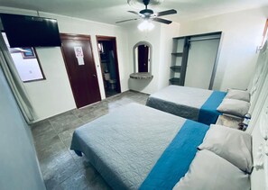 Basic Double Room | Desk, laptop workspace, free WiFi