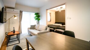 2 Bedroom Apartment | 2 bedrooms, desk, laptop workspace, free WiFi - Confort Kujo (Osaka)