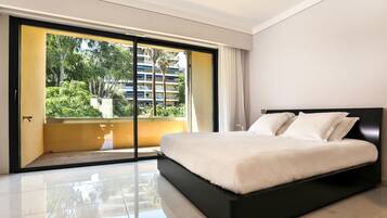 2 bedrooms, internet, bed sheets